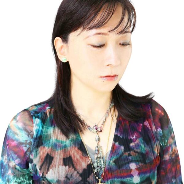 電話占い『鈴香 真由乃（すずか まゆの）』